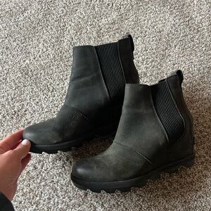 Sorel Charcoal Gray Ankle Booties